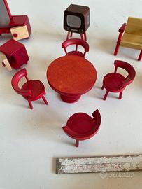 mobili giocattolo in legno anni 70