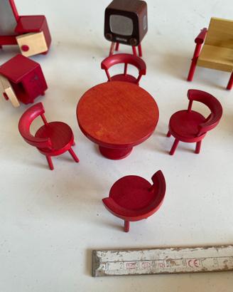 mobili giocattolo in legno anni 70