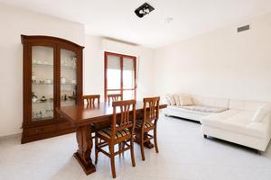 3 LOCALI A ELMAS