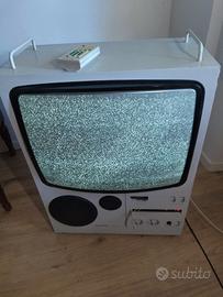 Televisore analogico Brionvega vintage di design