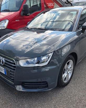 AUDI A1 1.0 82 CV TFSI ultra