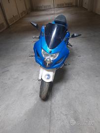 SUKUZI GSXR 750