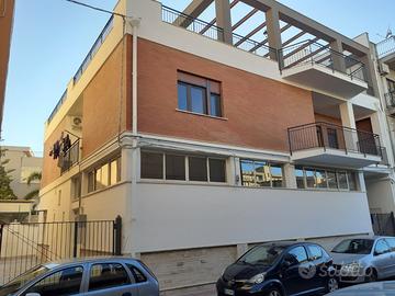 Studio/ Ufficio / Ambulatori + PALESTRA