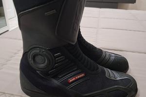 Stivali moto e pantaloni moto