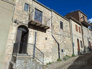 Casa indipendente Petralia Sottana