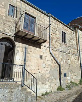 Casa indipendente Petralia Sottana