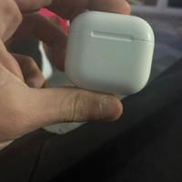 Airpods 4 usate poco