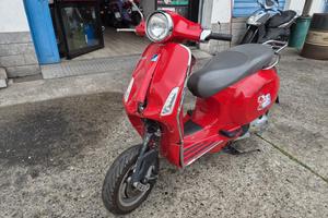Vespa Primavera 125