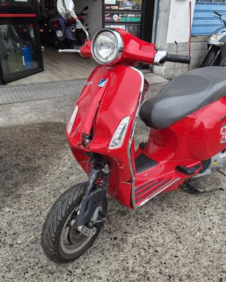 Vespa Primavera 125