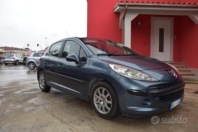 Peugeot 207 1.4 8V 75CV 5p. X Line