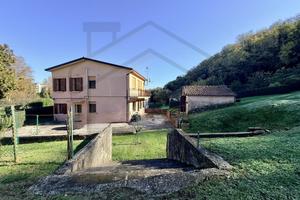 NUDA PROPRIETÀ A MONTEGROTTO TERME - TURRI