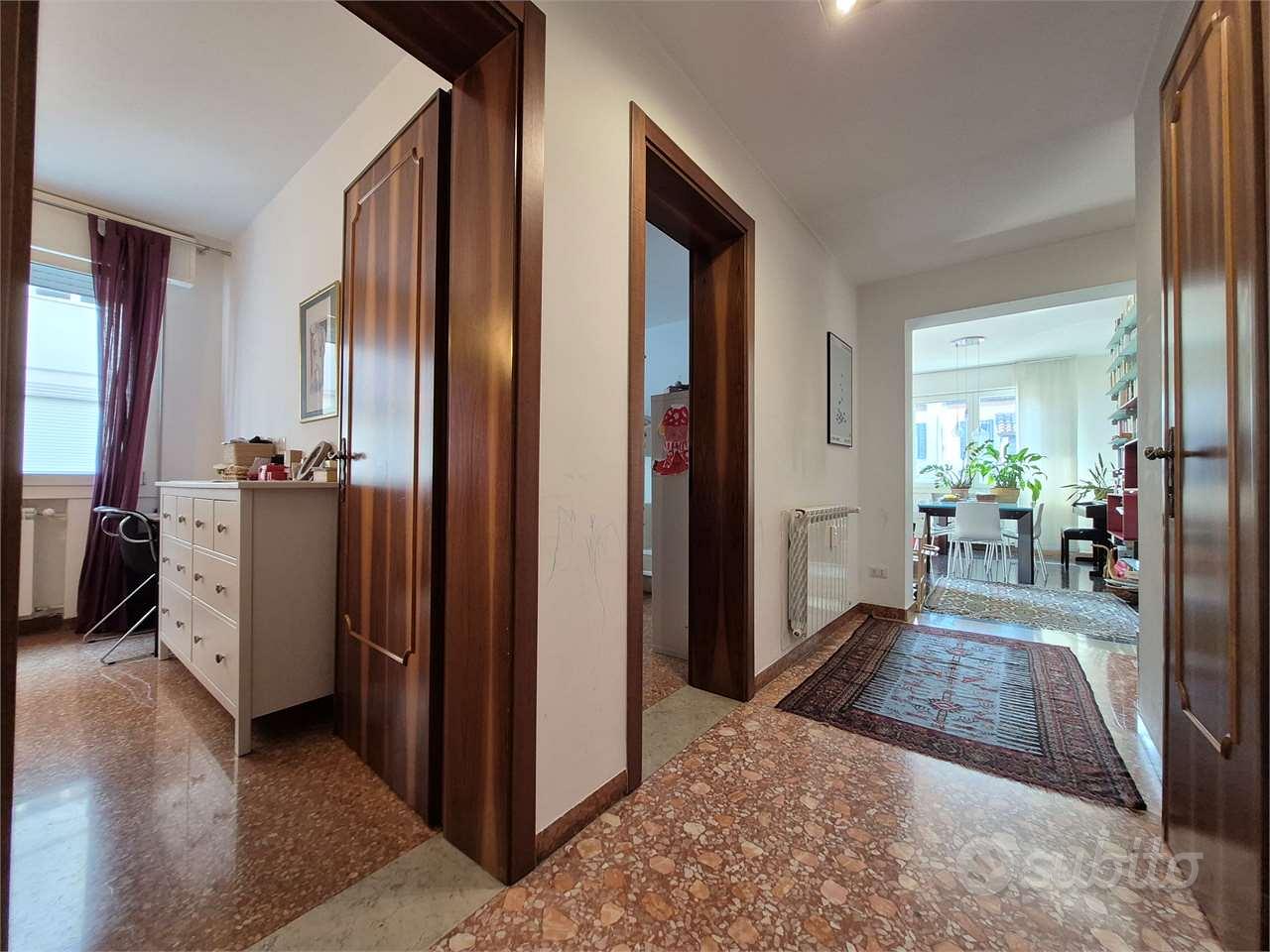 MESTRE Centro: Appartamento ristrutturato comodo a - Vista 3