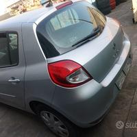 Ricambi usati renault clio anno 2011 1149 benzina