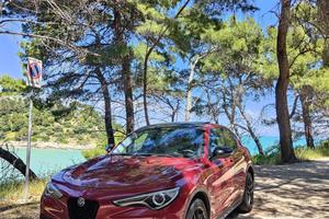 Alfa Stelvio 2.2 210cv Q4
