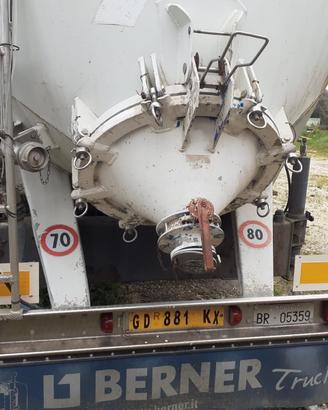 semirimorchio silos per granuli e sfarinati
