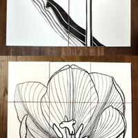 Due decori su piastrella by R. Van der Hilst