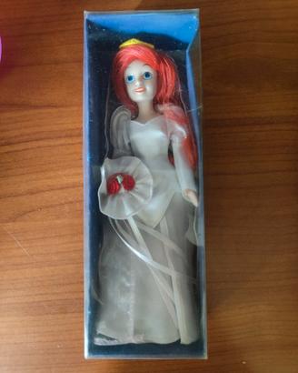 bambola da collezione di Ariel, la Sirenetta