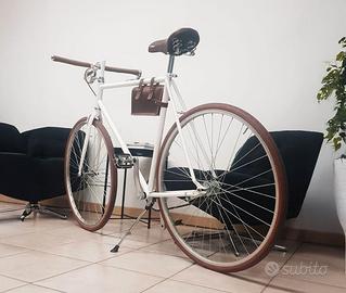 Bicicletta fixed contropedale