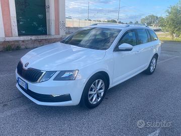 Skoda Octavia 1.4 TSI Wagon Executive G-Tec