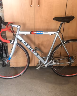 Bici da corsa “De rosa”
