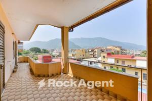 APPARTAMENTO GRAGNANO