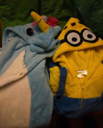 Pigiamoni unicorno e minions