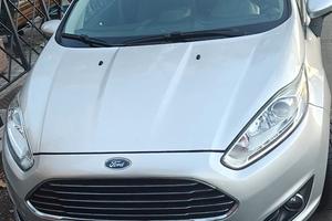 Ford Fiesta 1.5 TDCi 2017 modello Titanium