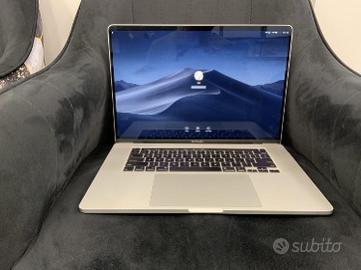 Macbook Pro 15.4 I9 2.4, 32gb, 1Tb Batteria Nuova