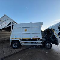 Iveco eurocargo 160/e4 furgone compattatore