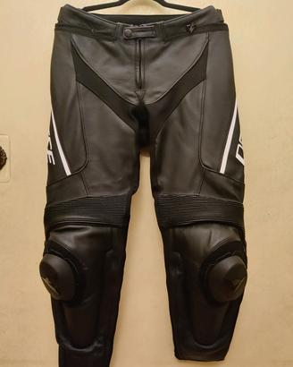 Pantaloni in pelle Dainese taglia 50 nuovi 