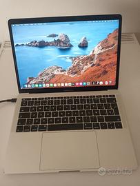 Apple Macbook Pro 2017 i5 8gb ram 128gb hdisk