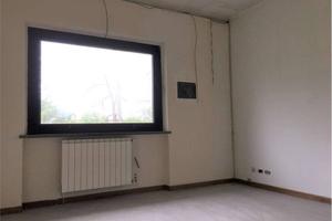 Immobile di 100 m² con più di 5 locali a Capannori