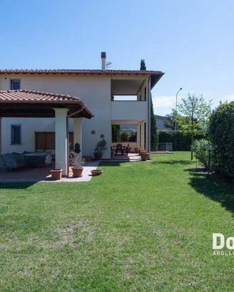 Villa di 211 m² con 5 locali a Capalbio