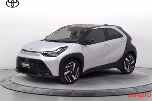 Toyota Aygo X 1.5 hybrid Premium e-cvt