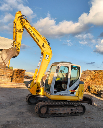 New Holland E 80_2MSR anno 2011