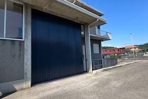 Immobile di 275 m² a Valbrembo