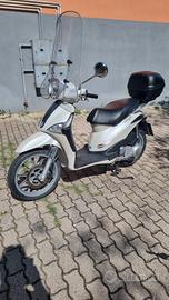 Liberty 150 cc 