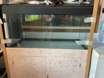 Acquario  con supporto 200 litri