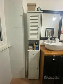 Mobiletto bagno a colonna bianco marca Satur