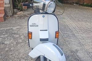 Vespa PX200E