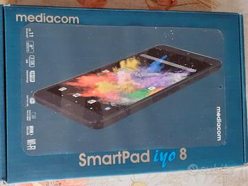 Tablet mediacom modello M-SP8CY + custodia