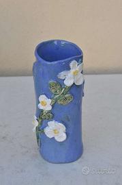 vaso in ceramica blu