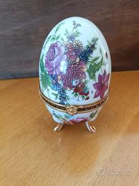 Uovo di Porcellana 