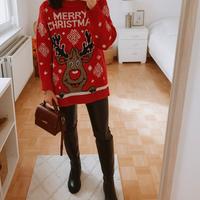 Maglione natalizio rosso con renna