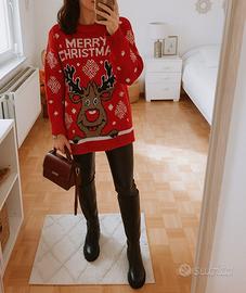 Maglione natalizio rosso con renna
