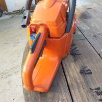 Motosega husqvarna in perfette condizioni. 