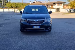 Lancia Voyager 2.8 Turbodiesel Platinum 163 CV