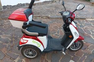 Moto elettrica a tre ruote ufo3