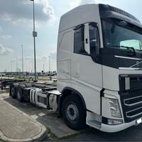 Motrice stradale volvo fh 460 + rimorchio biga