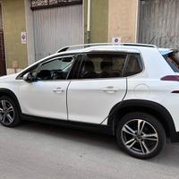 Peugeot 2008 1.6 hdi. Trattabile